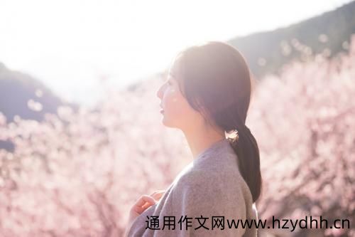 心里再苦也要微笑说说