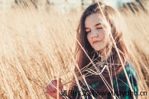 关于女儿第一个生日怎么发朋友圈说说 女儿第一个生日心情感言