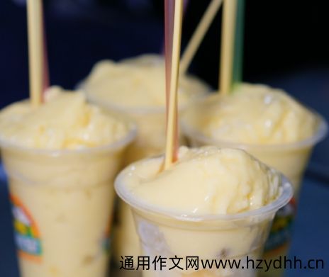 街头美食路边小吃文案 打卡路边摊小吃的说说
